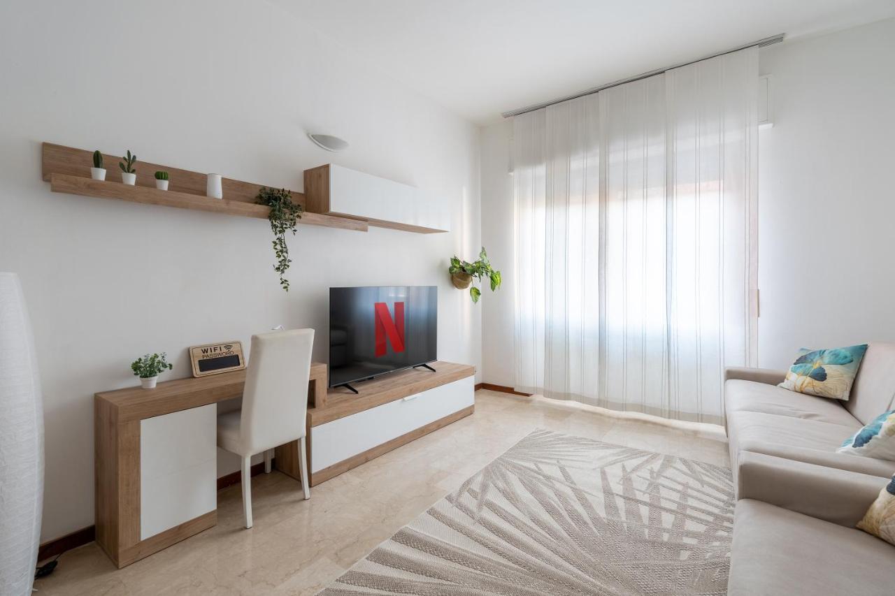 San Siro Big House Wifi Netflix Free Parking Apartment Milano Ngoại thất bức ảnh